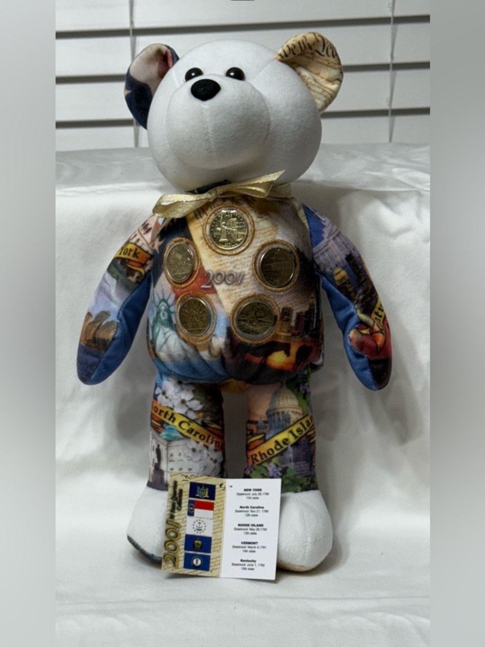 2001 Commemorative State Coins Plush Bear - Multicolor